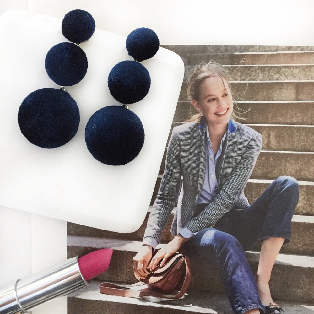 "Lizzie" Earrings || Navy Blue Velvet Bon Bon